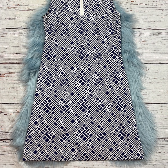 J. McLaughlin Bedford Blue Geometric Zip Neck Shift Dress - Picture 2 of 9
